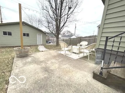 $240,000 | 122 South 5th Avenue, Beech Grove, IN 46107