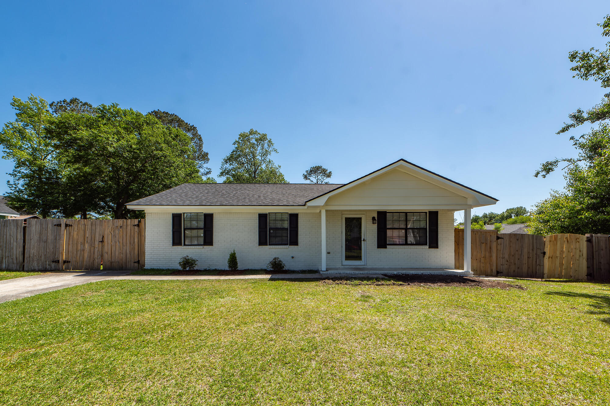 521 Savannah Road Ladson, SC 29456 - Photo 21 of 22 34