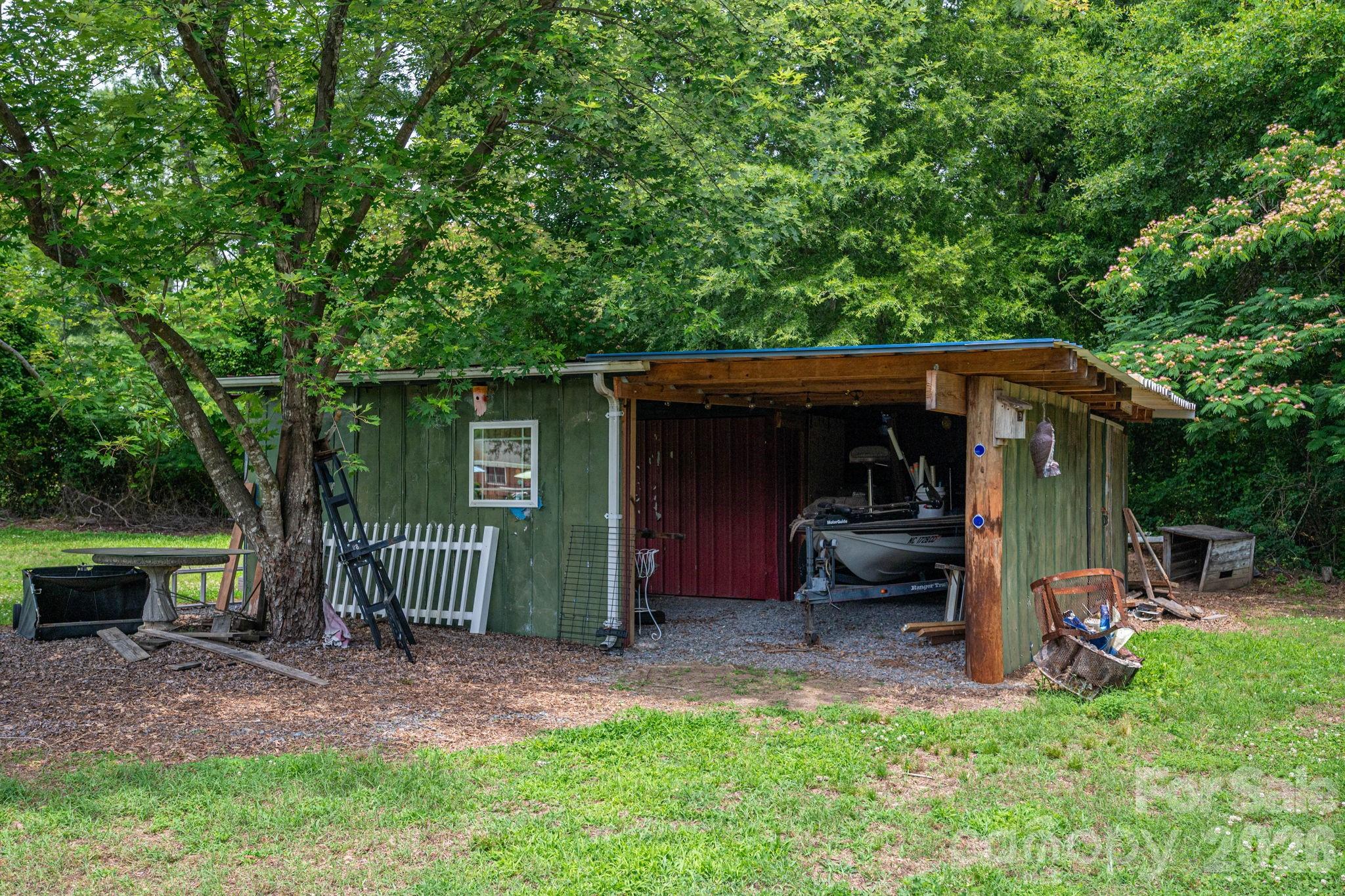 403 West Old Post Road Cherryville, NC 28021 - Photo 30 of 38