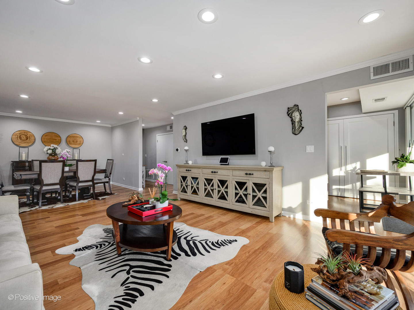 4901 Golf Road, Unit 407 Skokie, IL 60077 - Photo 7 of 20