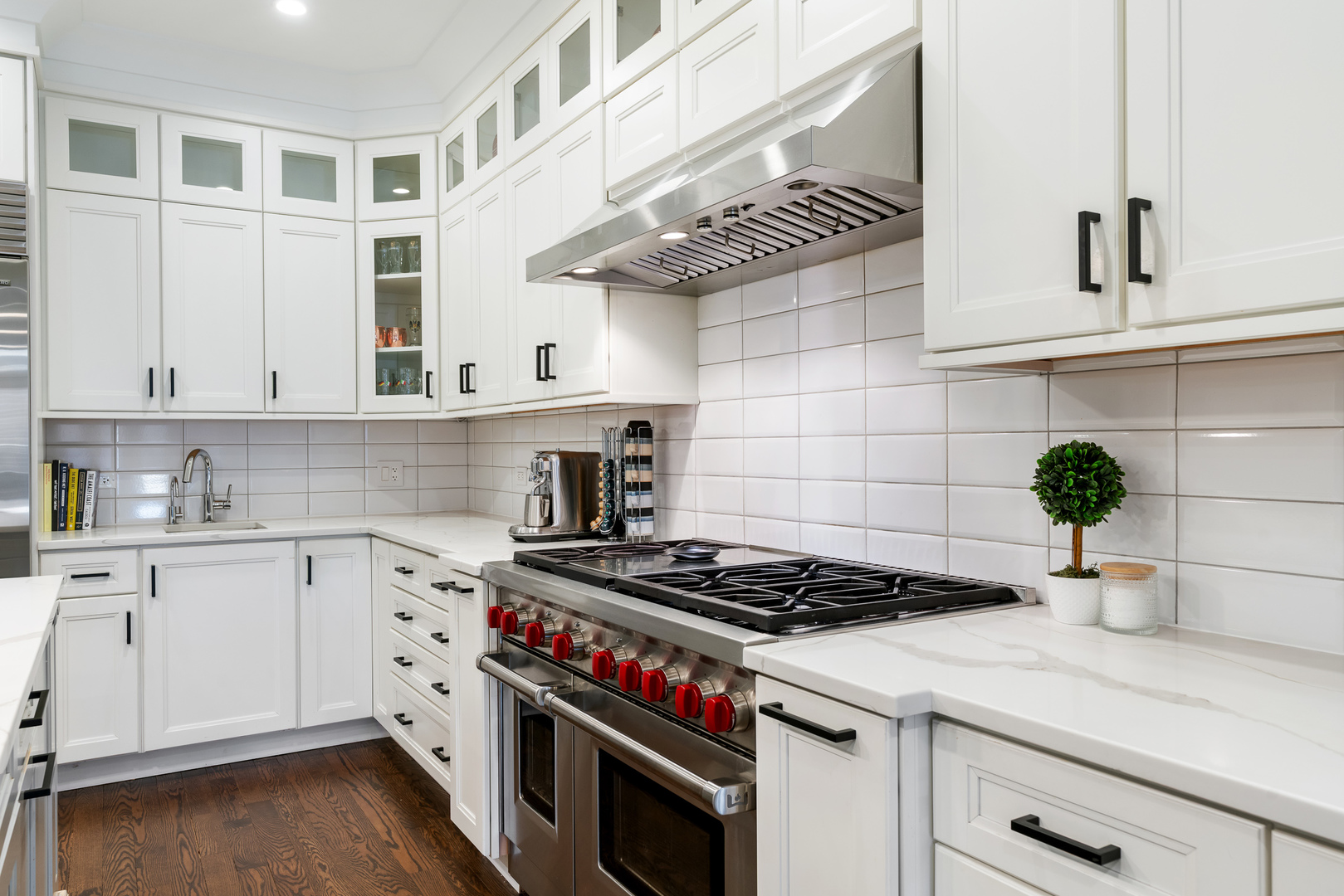 729 West Barry Avenue, Unit 1 Chicago, IL 60657 - Photo 8 of 34 a kitchen with stainless steel appliances granite countertop a sink stove and cabinets