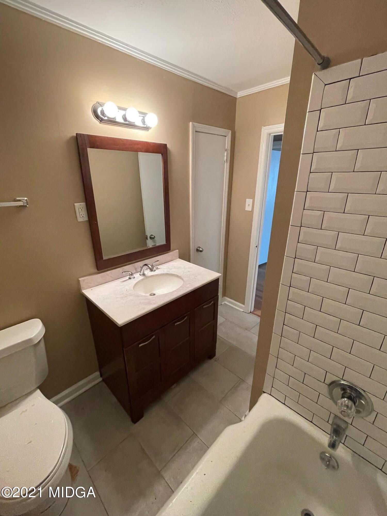 809 Lee Road Macon, GA 31204 - Photo 10 of 11 IMG_3588