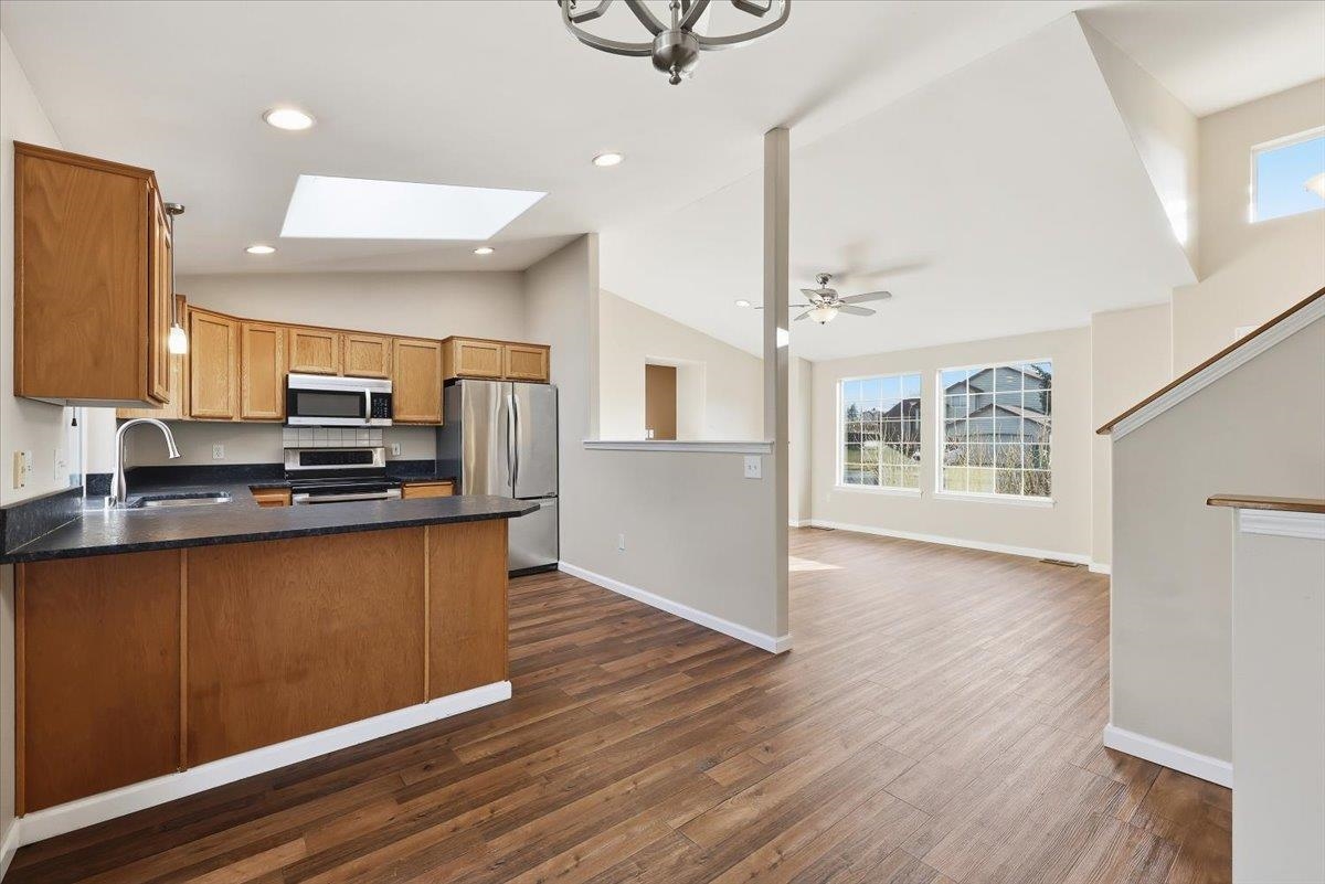 305 East Midway Road Colbert, WA 99005 - Photo 11 of 44