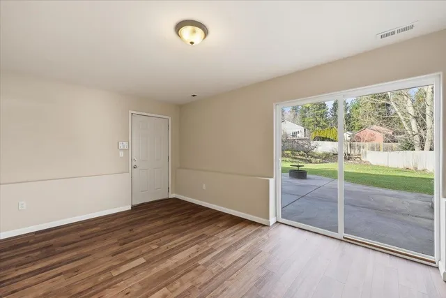 $475,000 | 305 East Midway Road, Colbert, WA 99005