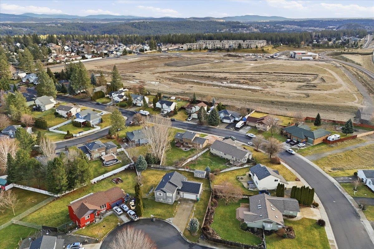 305 East Midway Road Colbert, WA 99005 - Photo 38 of 44