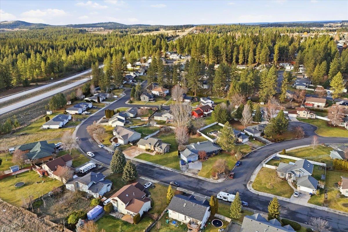 305 East Midway Road Colbert, WA 99005 - Photo 40 of 44