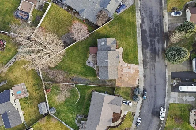 $475,000 | 305 East Midway Road, Colbert, WA 99005