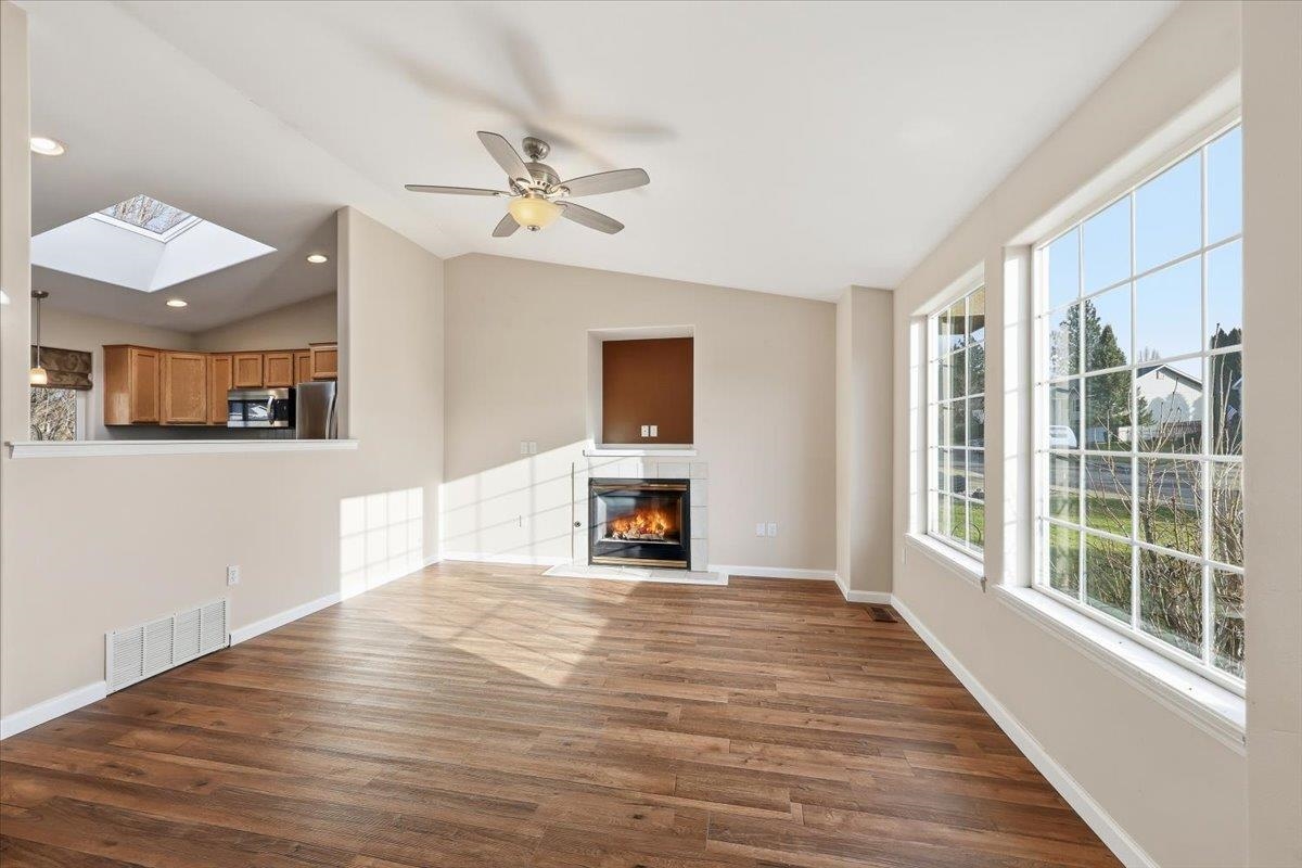 305 East Midway Road Colbert, WA 99005 - Photo 8 of 44