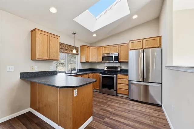 $475,000 | 305 East Midway Road, Colbert, WA 99005