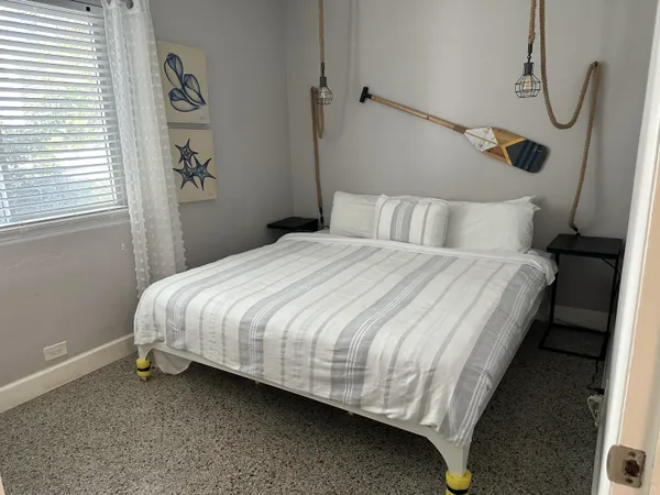 $1,870 | 1258 Beach Road, Unit 6, Singer Island, FL 33404