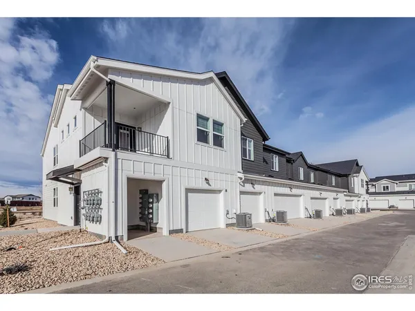 $384,900 | 1811 Bounty Drive, Unit 8, Windsor, CO 80550
