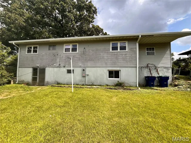 $189,900 | 745 Montego Drive, Crestwood, MO 63126