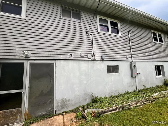 $189,900 | 745 Montego Drive, Crestwood, MO 63126