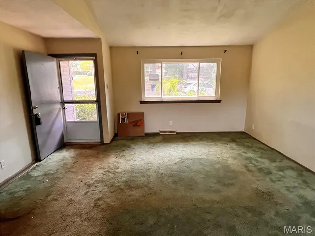 $189,900 | 745 Montego Drive, Crestwood, MO 63126