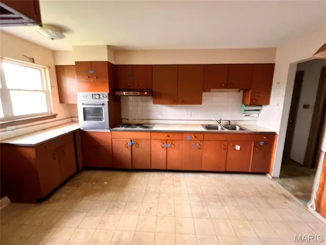 $189,900 | 745 Montego Drive, Crestwood, MO 63126