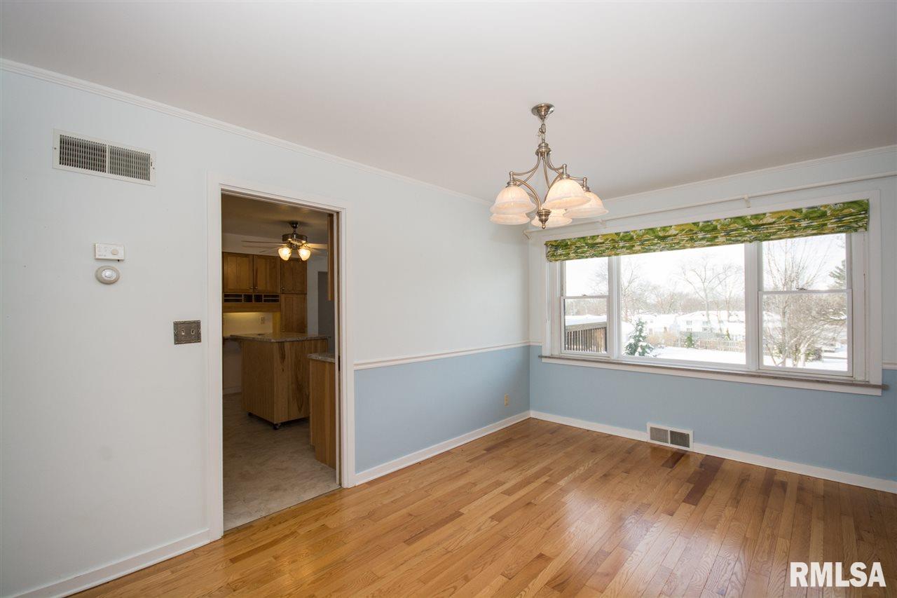 5227 North Prospect Road Peoria, IL 61614 - Photo 13 of 36 Gallery Image 13