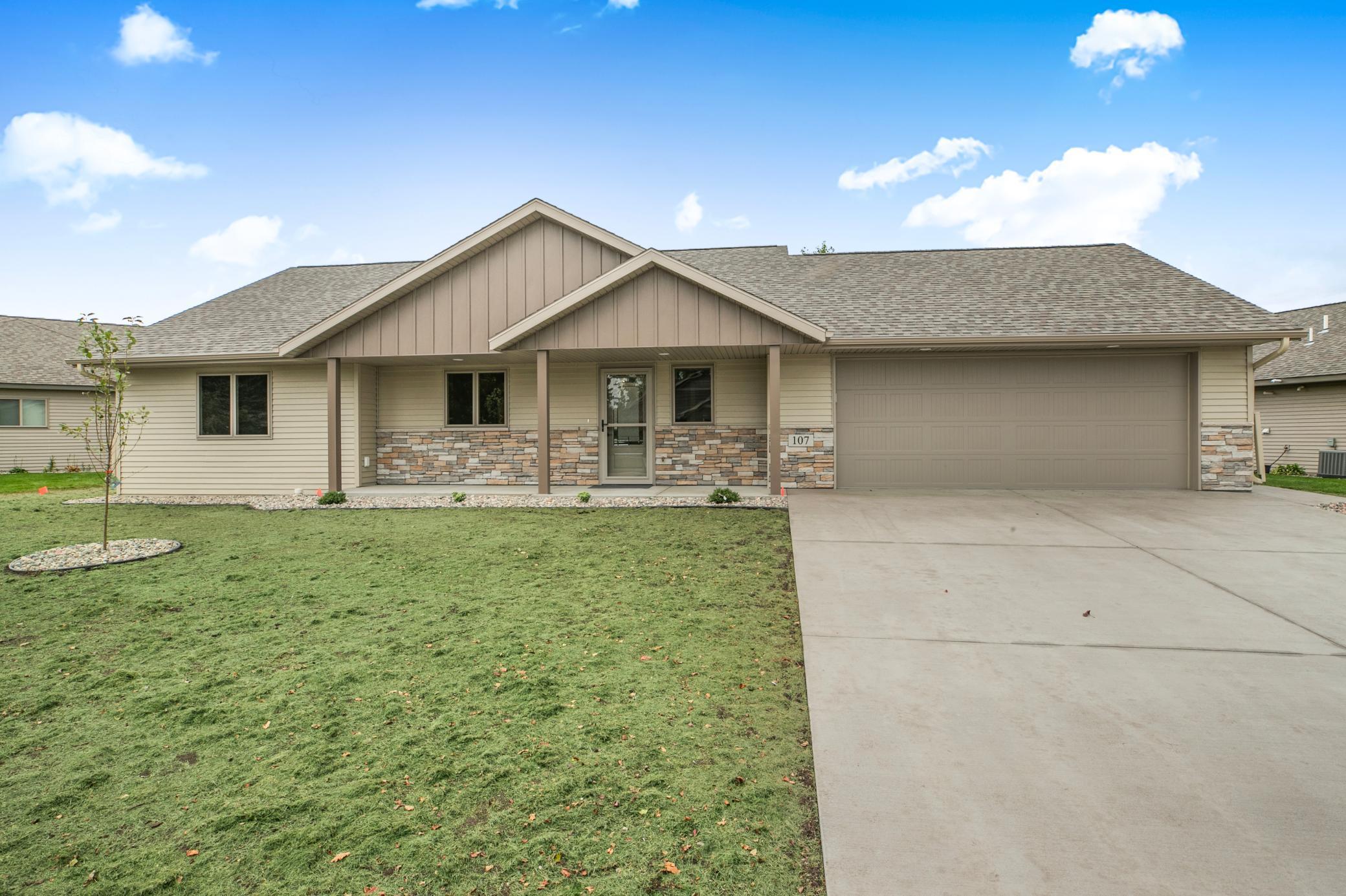 107 Barry Loop Northwest Richmond, MN 56368 - Photo 2 of 15