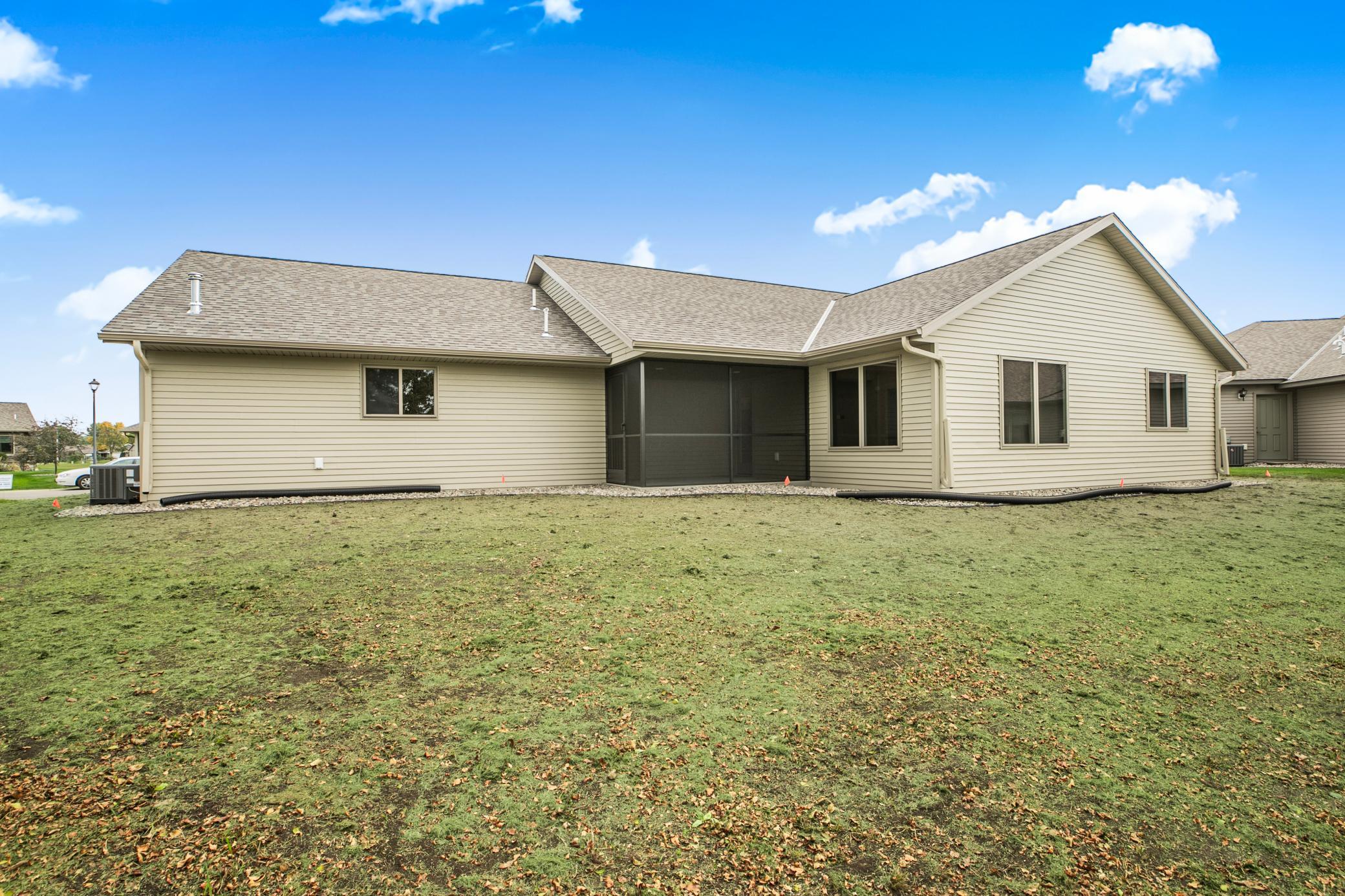 107 Barry Loop Northwest Richmond, MN 56368 - Photo 3 of 15