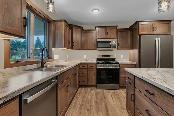 $419,900 | 107 Barry Loop Northwest, Richmond, MN 56368