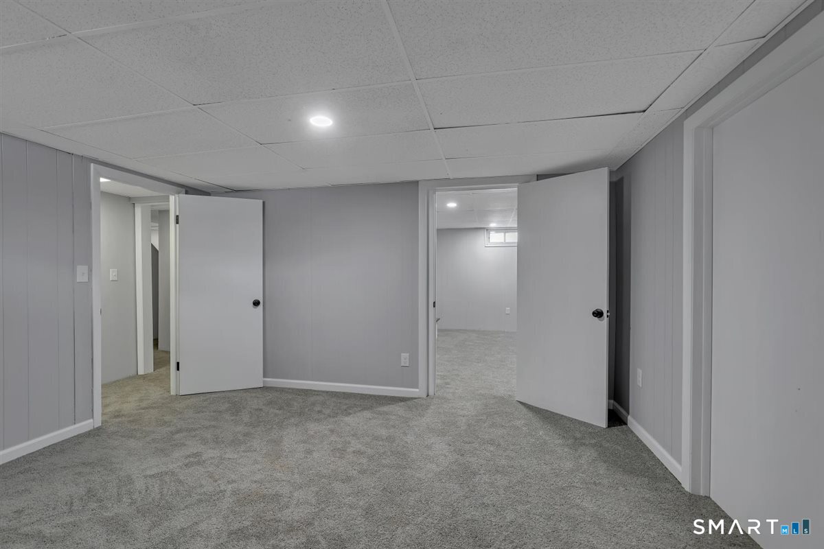 909 Randolph Road Middletown, CT 06457 - Photo 21 of 24 a view of an empty room