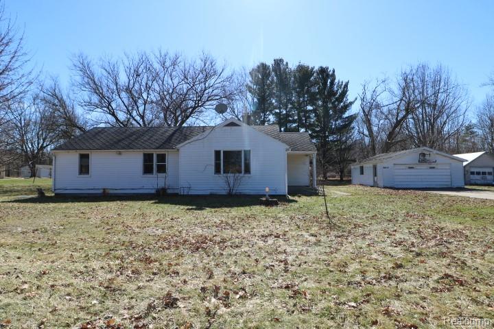 5184 East Mt Morris Road Mount Morris, MI 48458 - Photo 1 of 13