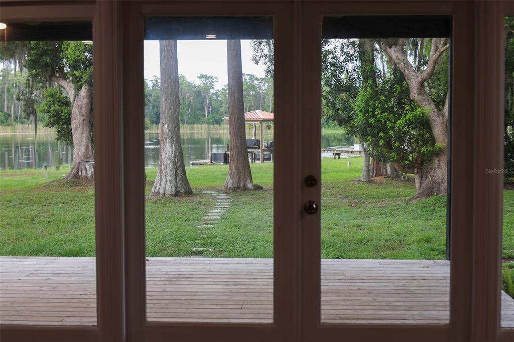 730 Crystal Lake Road Lutz, FL 33548 - Photo 23 of 35
