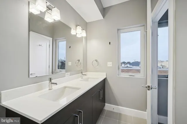 $3,900 | 2724 12th Street Northeast, Unit 6, Washington, DC 20018