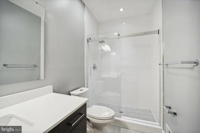 $3,900 | 2724 12th Street Northeast, Unit 6, Washington, DC 20018