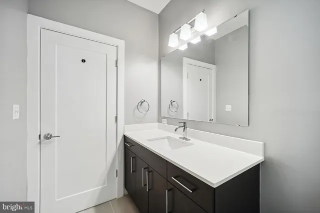 $3,900 | 2724 12th Street Northeast, Unit 6, Washington, DC 20018