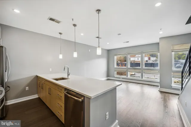 $3,900 | 2724 12th Street Northeast, Unit 6, Washington, DC 20018