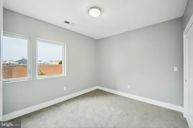 $3,900 | 2724 12th Street Northeast, Unit 6, Washington, DC 20018