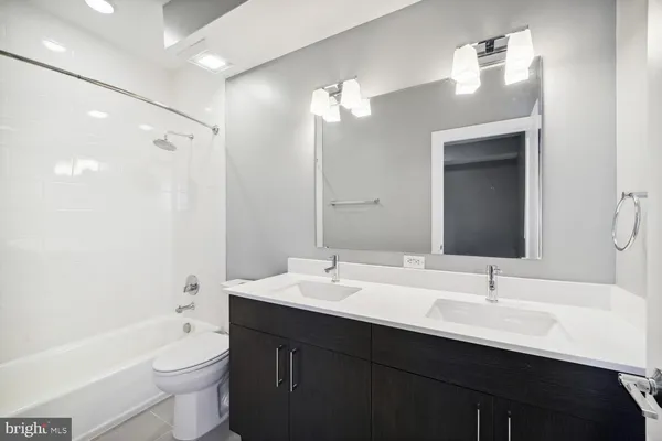 $3,900 | 2724 12th Street Northeast, Unit 6, Washington, DC 20018