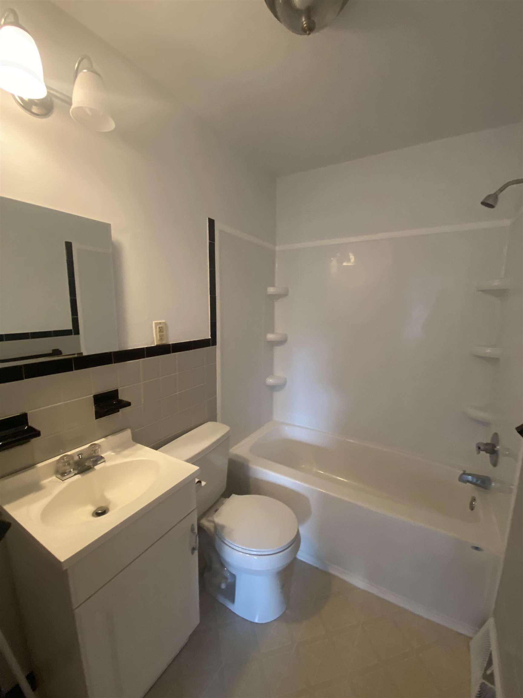214 Surrey Road Staunton, VA 24401 - Photo 20 of 30 Gallery Image 20