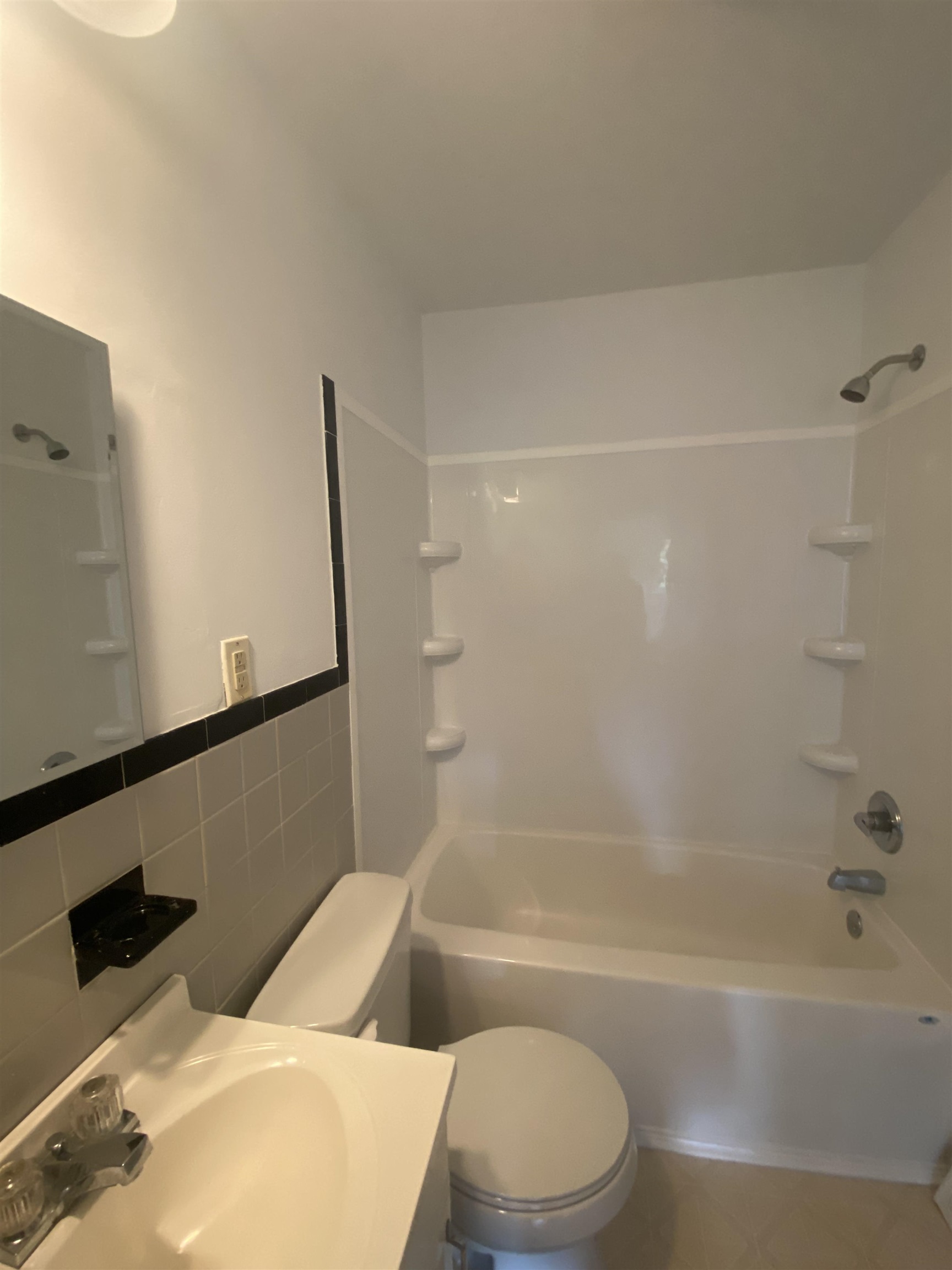 214 Surrey Road Staunton, VA 24401 - Photo 21 of 30 Gallery Image 21