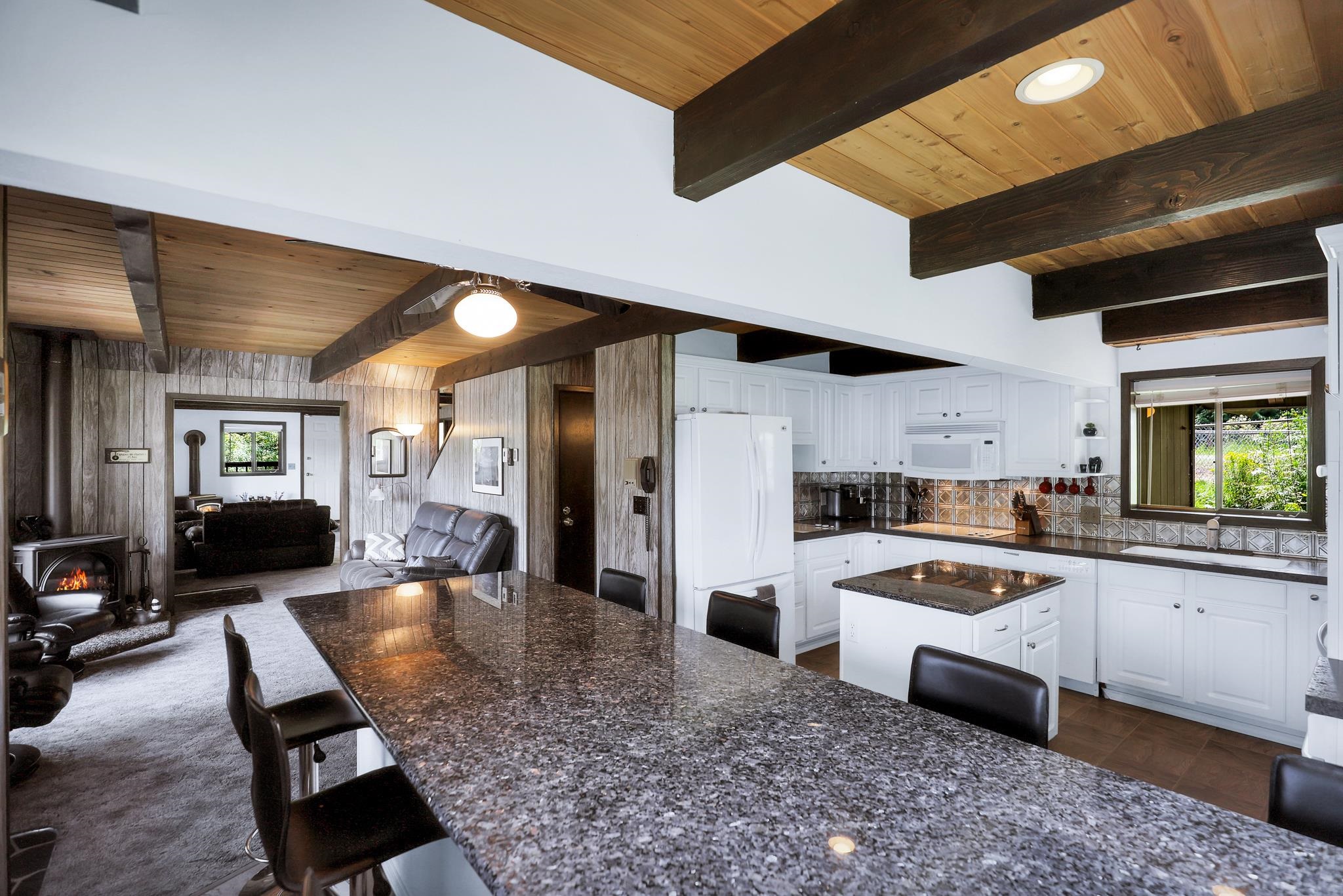 302 Bayview Road Newport, WA 99156 - Photo 13 of 50 Gallery Image 13