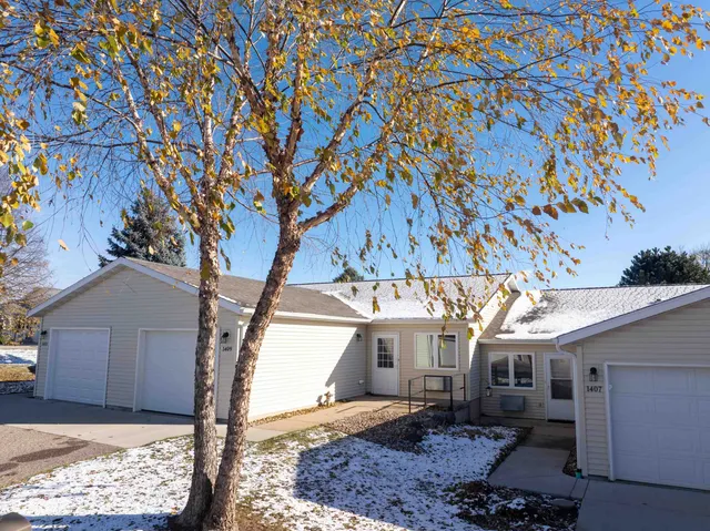 $175,000 | 1409 15th Street, Baraboo, WI 53913