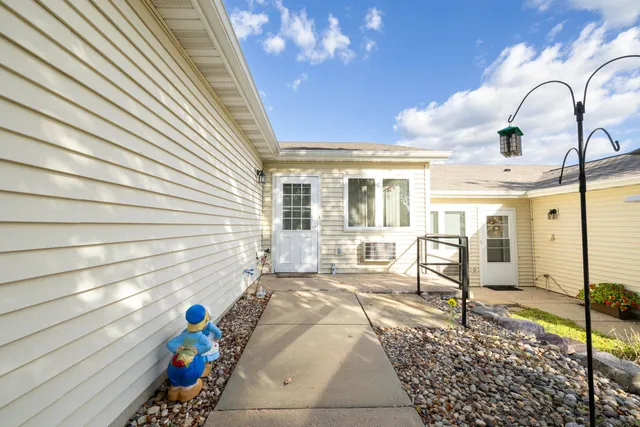 $175,000 | 1409 15th Street, Baraboo, WI 53913