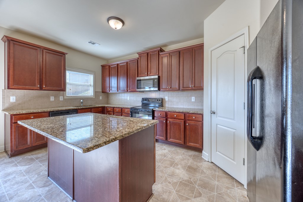 19 Riverside Landing Fort Mitchell, AL 36856 - Photo 19 of 58 Gallery Image 19