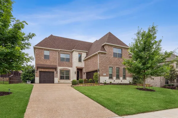 $750,000 | 1100 Cir J Trail, Prosper, TX 75078