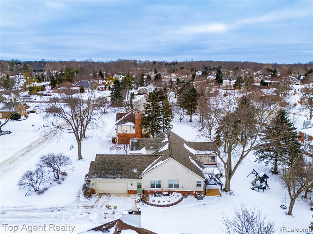 1248 Ridgeview Circle Lake Orion, MI 48362 - Photo 64 of 74 Gallery Image 64