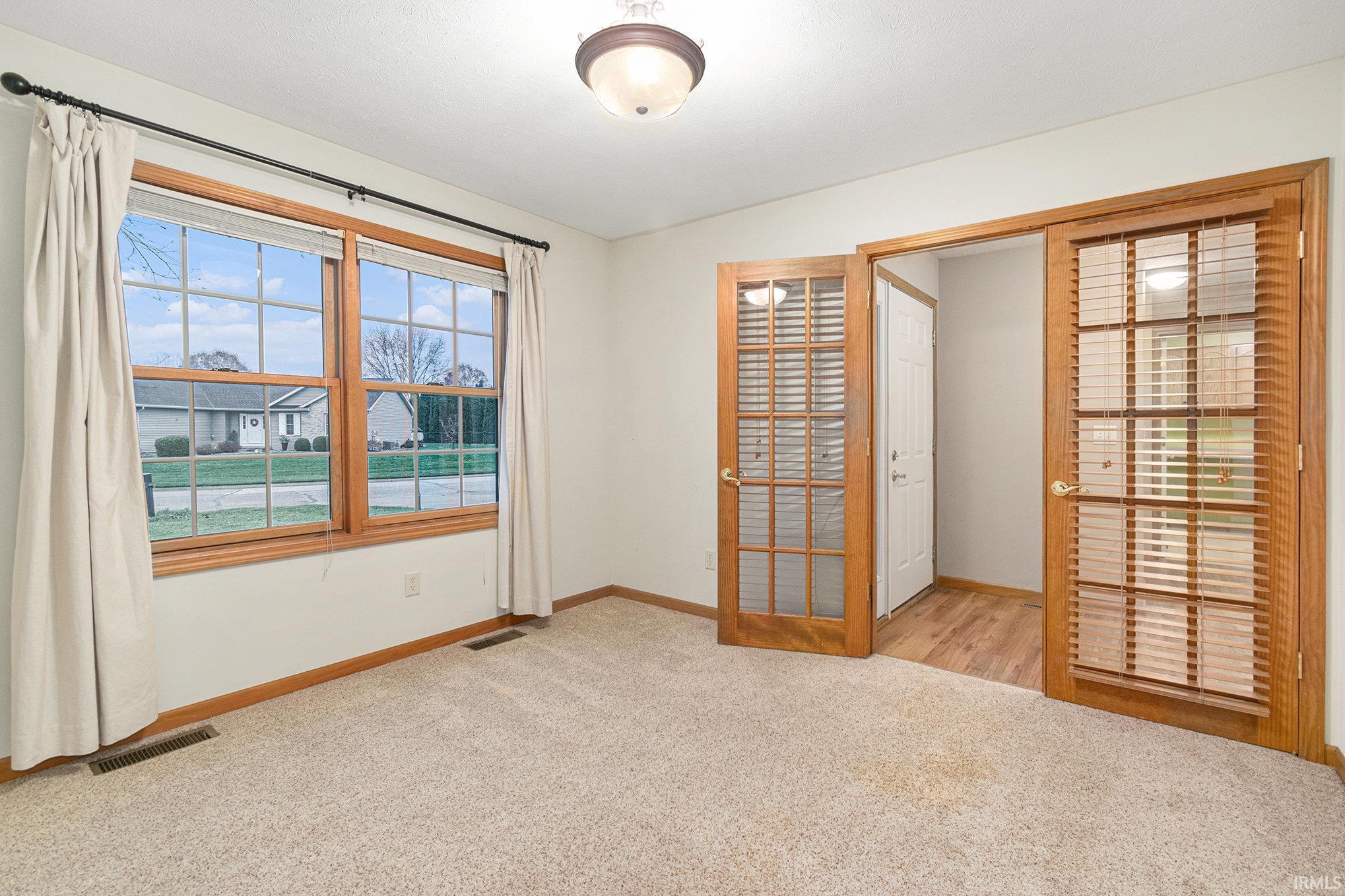 58178 Prairie Ridge Road Goshen, IN 46528 - Photo 11 of 32 Gallery Image 11
