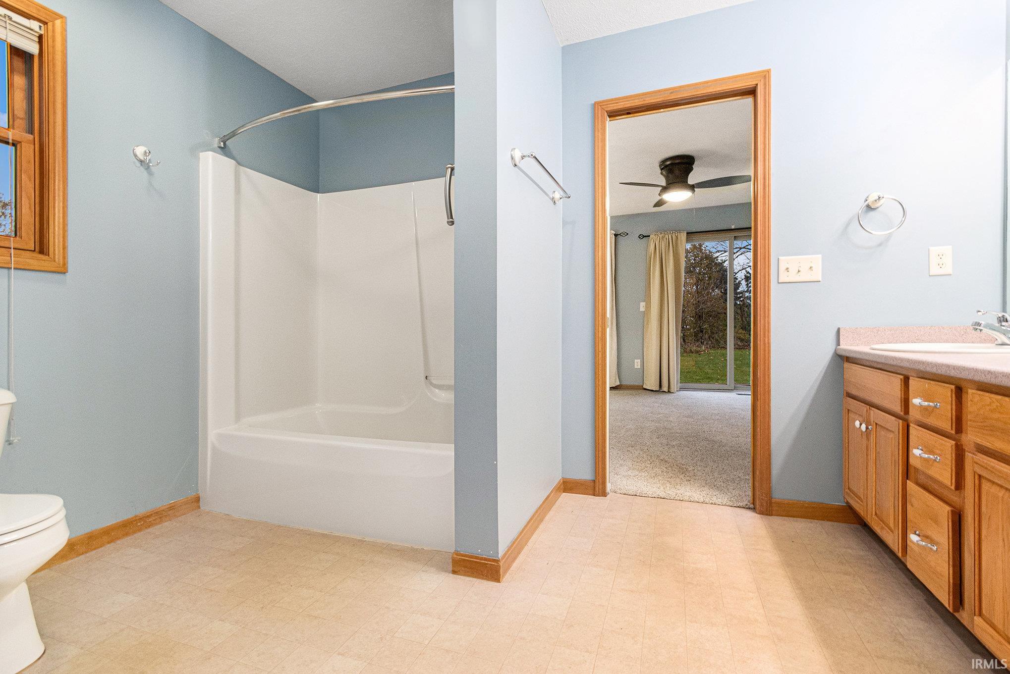 58178 Prairie Ridge Road Goshen, IN 46528 - Photo 15 of 32 Gallery Image 15