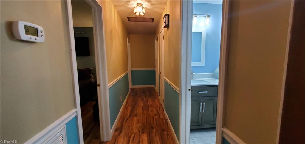 1452 Slate Road King, NC 27021 - Photo 12 of 28 Hallway