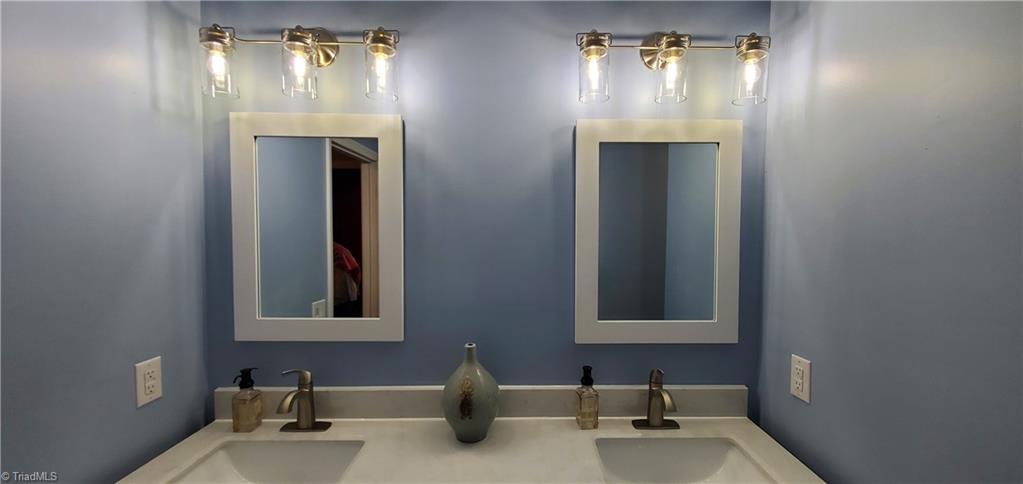 1452 Slate Road King, NC 27021 - Photo 27 of 28 Double Sinks