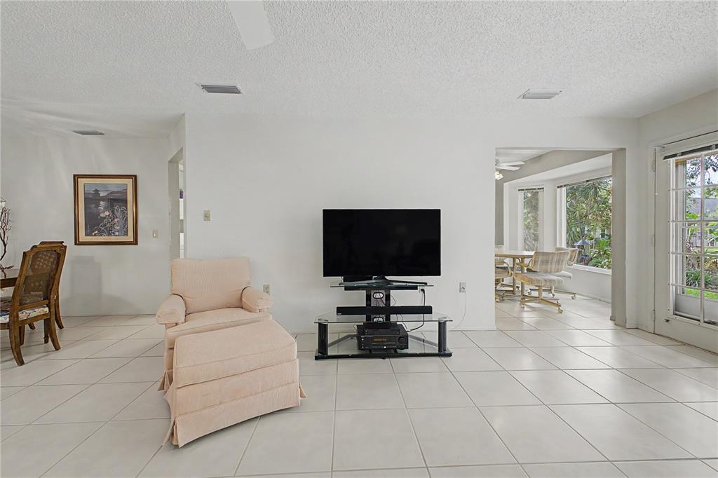 3017 Whispering Pines Court Spring Hill, FL 34606 - Photo 12 of 48