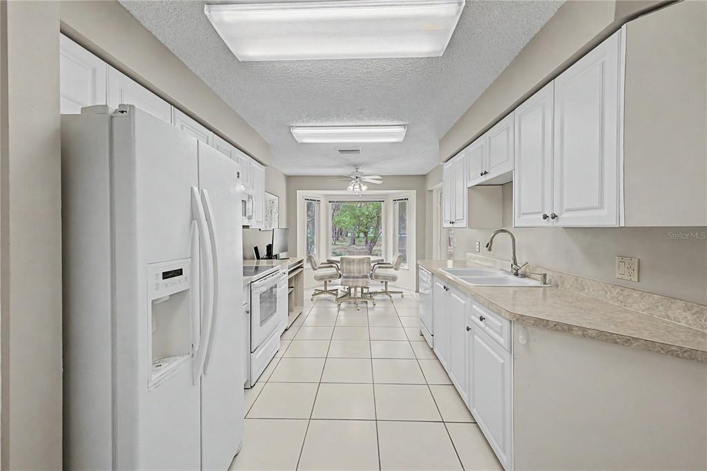 3017 Whispering Pines Court Spring Hill, FL 34606 - Photo 15 of 48