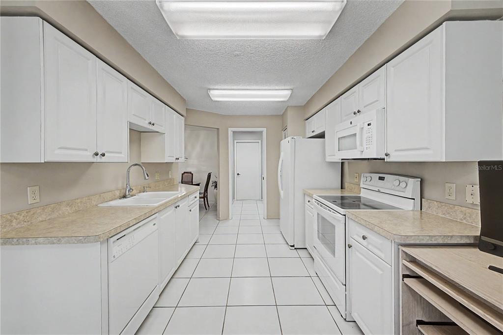 3017 Whispering Pines Court Spring Hill, FL 34606 - Photo 17 of 48