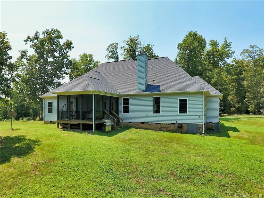 297 Akinbac Road Clover, SC 29710 - Photo 3 of 27 Gallery Image 3