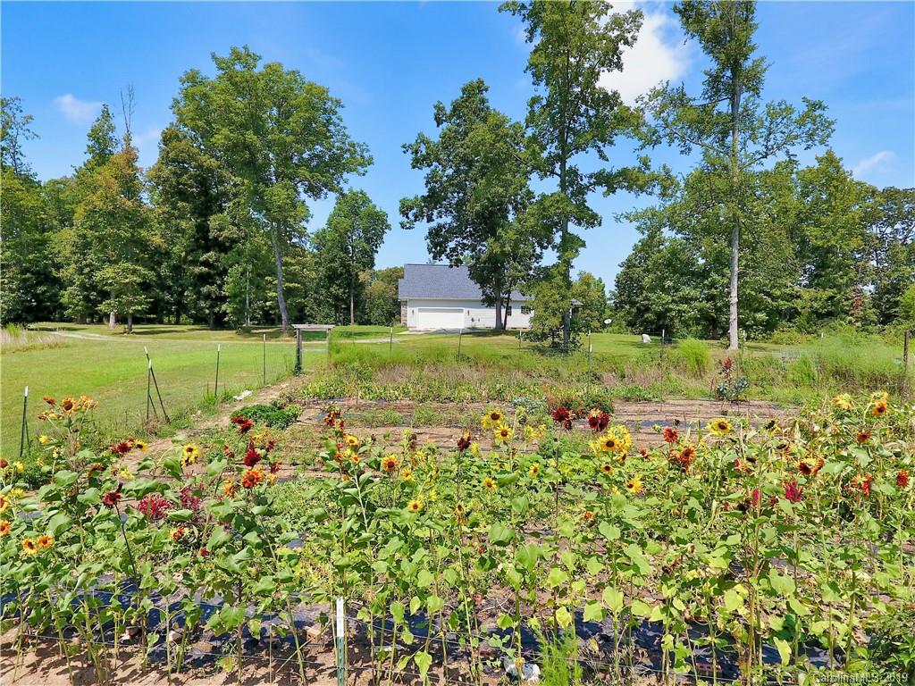 297 Akinbac Road Clover, SC 29710 - Photo 26 of 27 Gallery Image 26