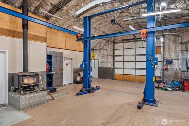 $750,000 | 1895 North Fork Road, Chehalis, WA 98532